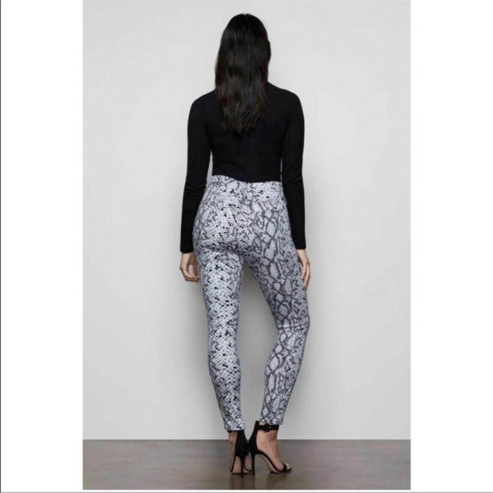 Good American Women’s Snake Python Print Skinny P… - image 2